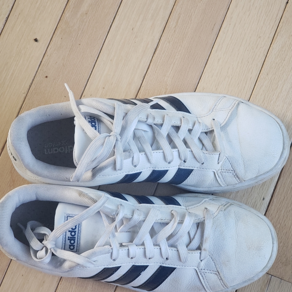 Adidas superstar canvas shoe size 9.5